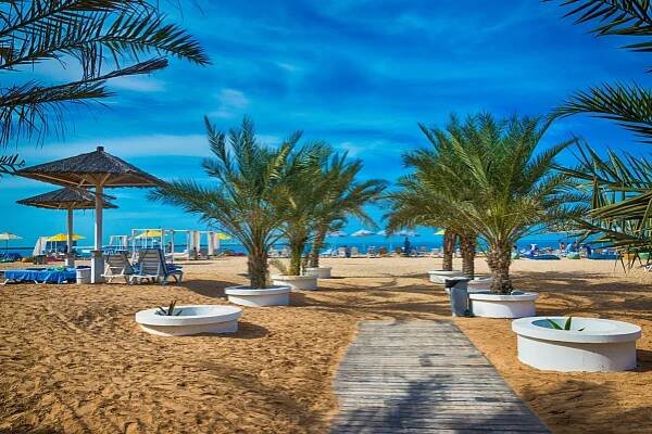 Ras Al Khaimah z Viedne s 5*hotelom a all-inclusive od 979€