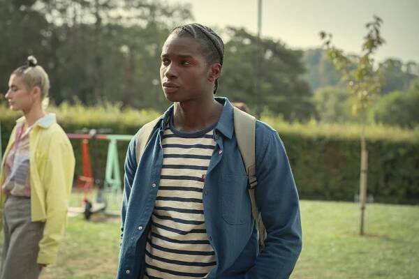 Sexuální výchova - Epizoda 2 (S04E02) (2023) | Recenze - Uživatelské | ČSFD.cz