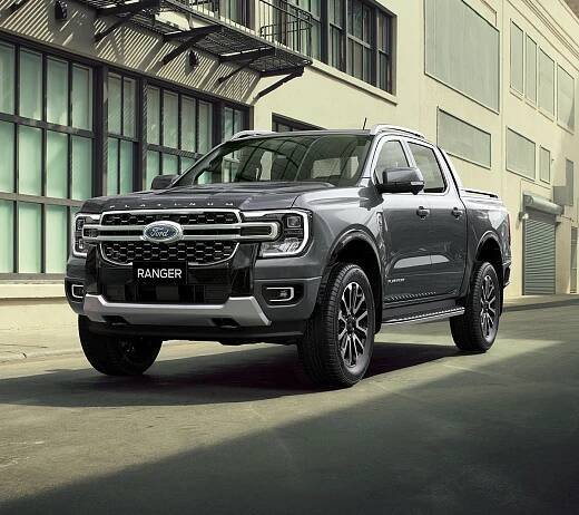 3/4 přední pohled na Ford Ranger Platinum