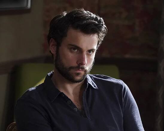 how-to-get-away-with-murder-episode-612-lets-hurt-him-promotional-photo-35-549d10da815e0d49d5fdb38c12c51dad.jpg