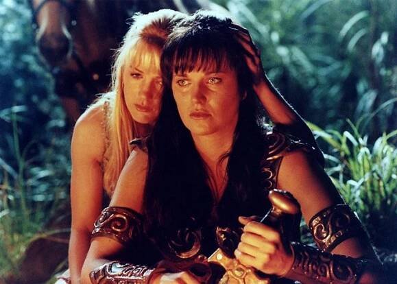Xena - Zamčení a svázaní - Z filmu - Renée O'Connor, Lucy Lawless
