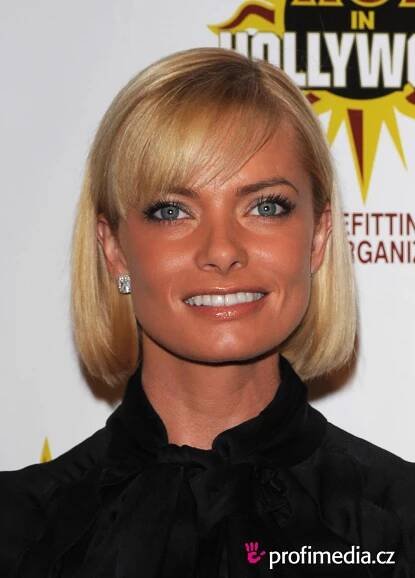 Jaime Pressly - celebrity účes - HappyHair