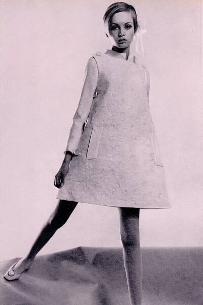 Twiggy Wearing Every 60s Fashion Trend Ever — ZEITGEIST