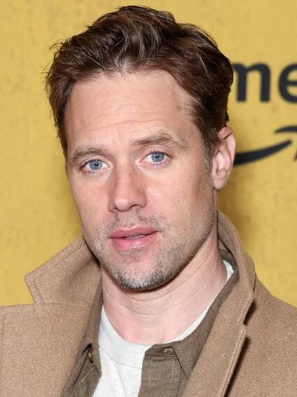 Shaun Sipos - Actor