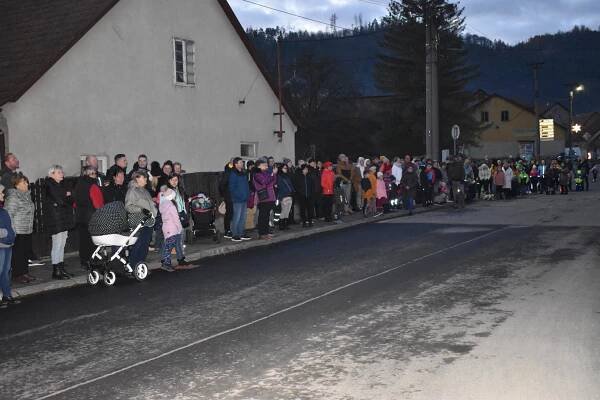 Rozsvěcení vánočního stromu – Městys Nedvědice