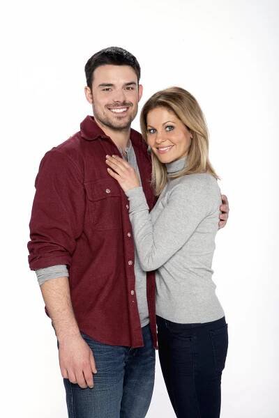 Let It Snow - Promo - Jesse Hutch, Candace Cameron Bure