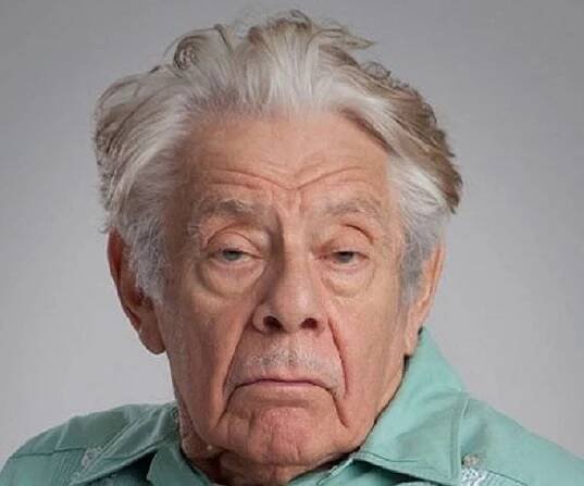 Jerry Stiller Biography - Facts, Childhood, Family Life & Achievements