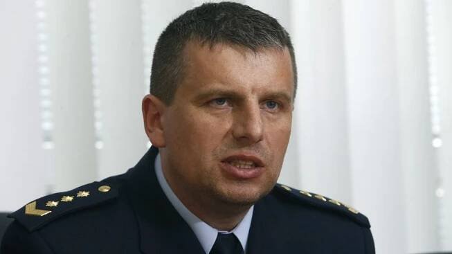 Odkopnutý šéf vězeňské služby jde po domluvě s Babišem k celníkům - Novinky