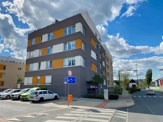 Františka Diviše, Praha 10 - Uhříněves