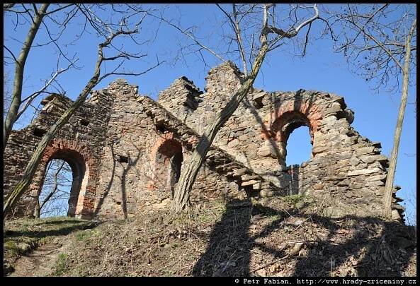 Petrohrad–Petršpurk – fotografie / hrady-zriceniny.cz