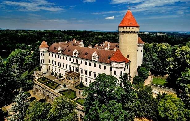 Špatný rok: středočeským památkám sebral covid stovky tisíc návštěvníků