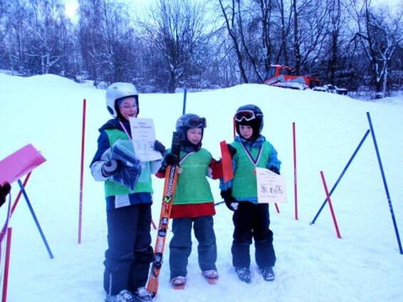 FOTO: Lyžařské závody ve Ski areálu Merklín