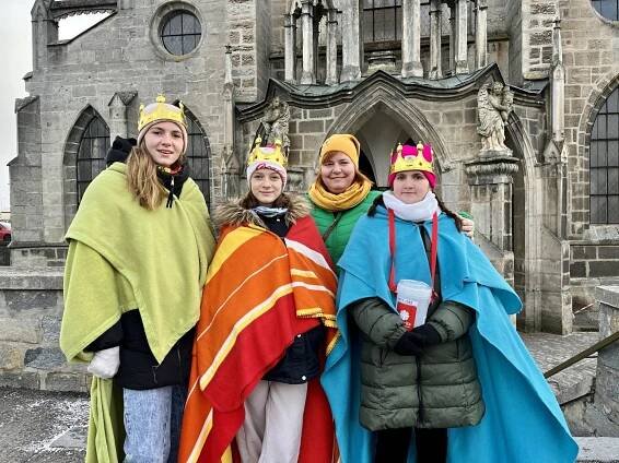 Mráz ani vítr koledníky neodradil. Tříkrálová sbírka skončila úžasnou částkou