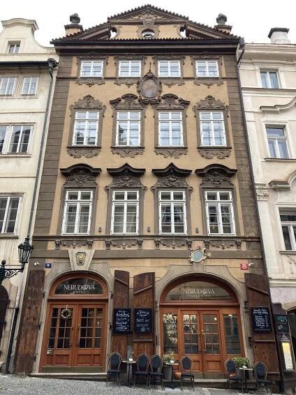Fotogalerie: Valkounský dům: I přes střídání majitelů a nájemníků si zachoval původní historické a umělecké prvky