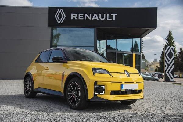 Renault R5 Iconic Five 120