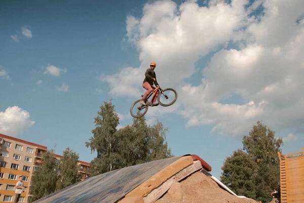 FORA LINES JAM / Fotoreport + Video - JUNKRIDE Freestyle BMX shop, park, crew and more since 2010