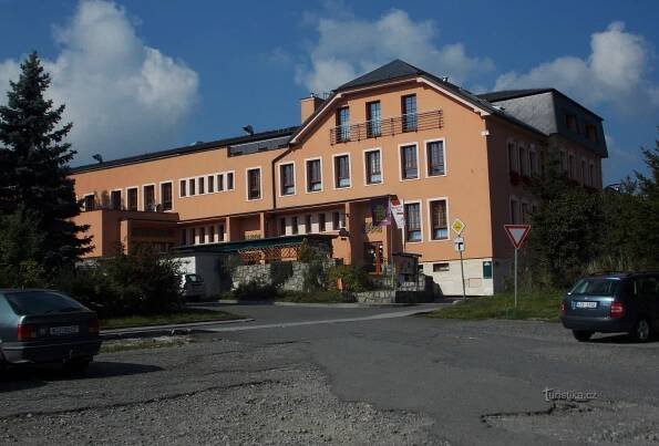 Dělnický dům v Odrách