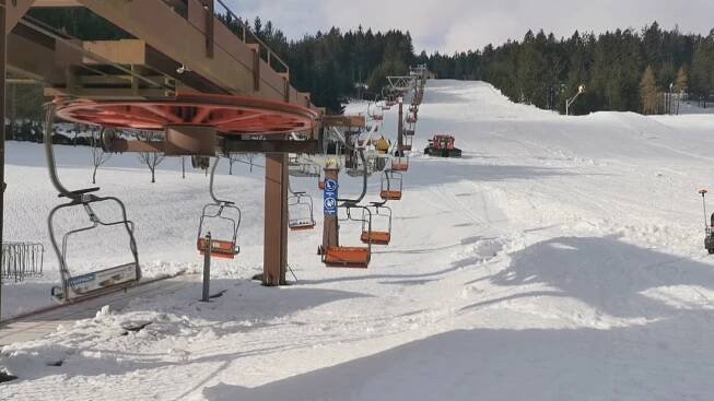 Podle ministra sezóna ztracená není, skiareály ale čekají miliardové ztráty