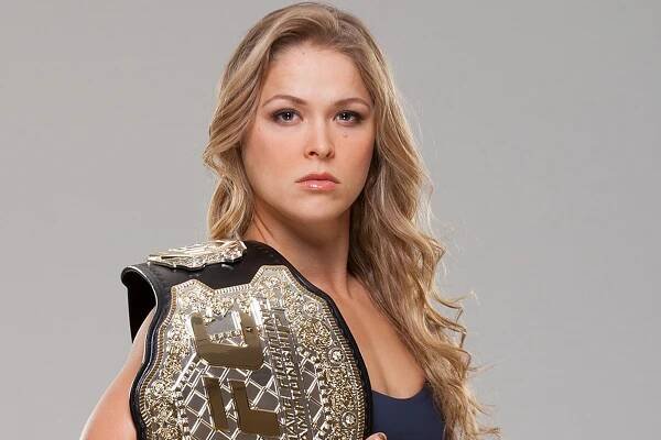 Ronda Rousey Defends UFC Title