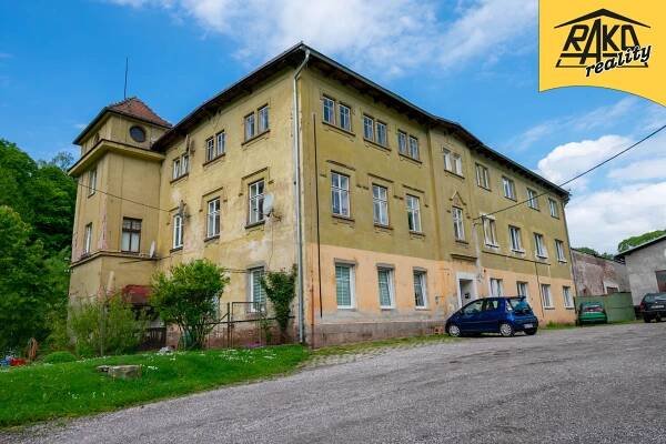 Prodej bytu 3+kk v Trutnově se zahrádkou a garáží | RAKO reality Trutnov