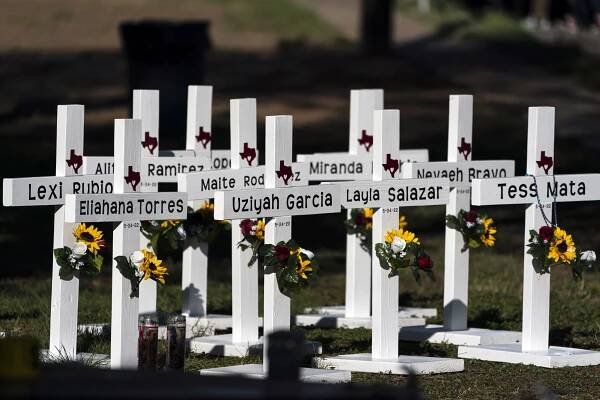 Uvalde School Shooting: Biden to Meet With Families in Uvalde Sunday