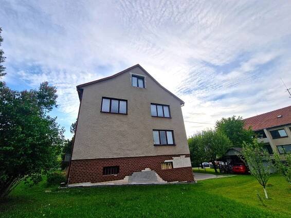 Dvojgenerační dům 25 km od Zlína - Sehradice 179 | Reality.iDNES.cz 