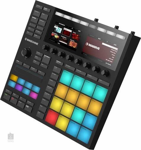 Native Instruments Maschine MK3 - Angled 4
