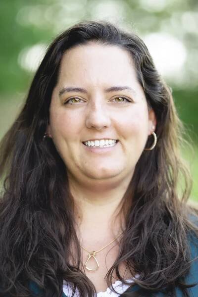 Elizabeth Lee, MD - Physician / FM + OB Faculty (Centreville) 