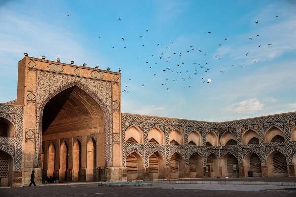 Great Persia, A Refreshing and Surprising Country