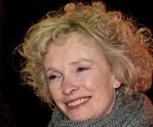 Lindsay Duncan Biography - Facts, Childhood, Family Life & Achievements