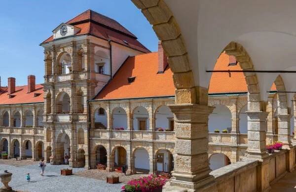 Poklady Moravské Třebové v zámecké expozici – Muzeum Moravská Třebová