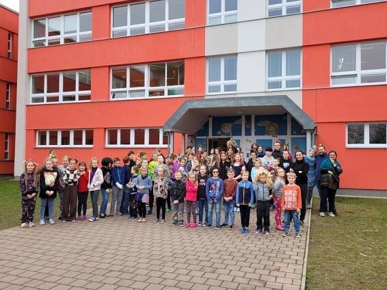 ZŠ Choceň | Den bláznivých účesů