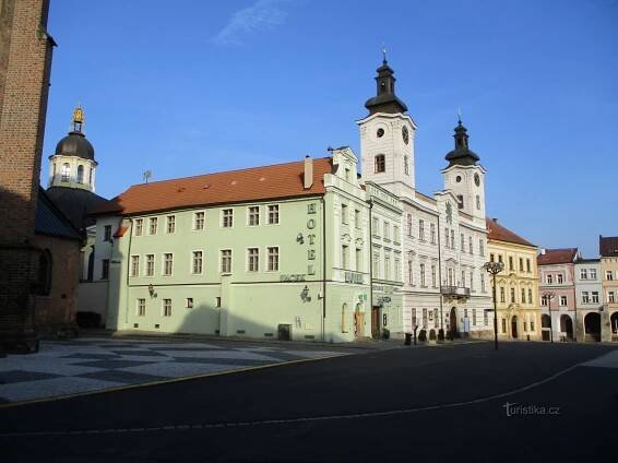 No. 166 より Velké náměstí (Hradec Králové、9.2.2020 年 XNUMX 月 XNUMX 日)