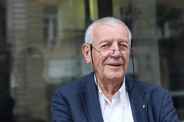 Karel Hvížďala: Sidonova cesta k pravdě o sobě | Plus