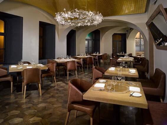Restaurace La Degustation — SBS ELEKTRO s.r.o.