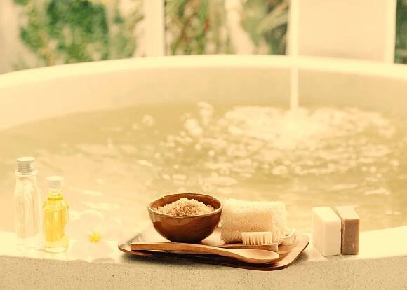 The Best Oatmeal Bath