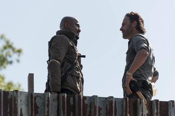 Živí mrtví - Série 8 - Milosrdenství - Z filmu - Seth Gilliam, Andrew Lincoln