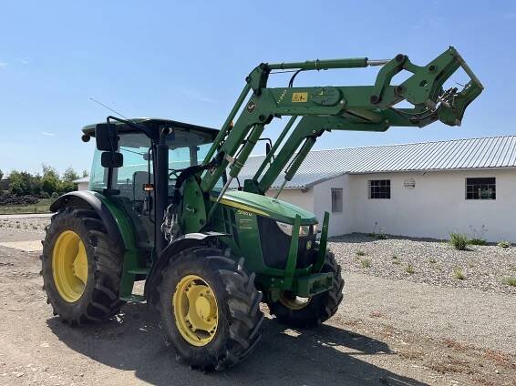 John Deere 5090M