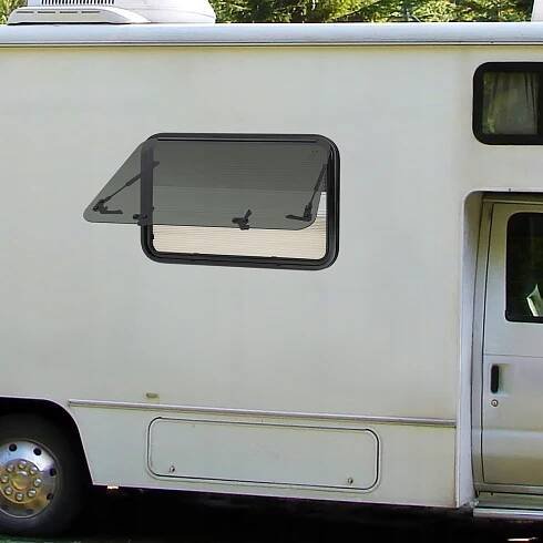 Posuvné okno pro karavan 800x500 mm se sítí a sluneční clonou Katalogové číslo dílu s505