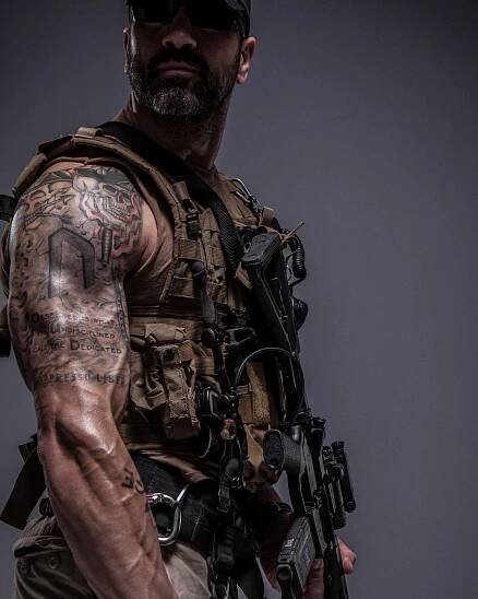 Jeff Bosley Green Beret side