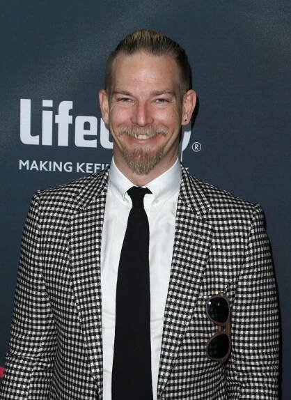 pierce-brosnans-kids-meet-the-james-bond-actors-5-children