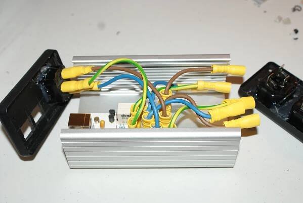 USB Switch 2 :: www.tribbeck.com