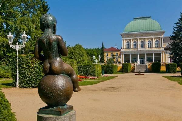 Ubytování v SAVOY - Františkovy Lázně - Cestovní kancelář ATIS a.s.