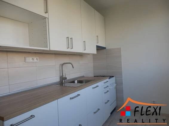 Podnájem bytu 2+1 s lodžií, 49 m2, Ostrava - Jih -Hrabůvka, ul. Tlapákova | FLEXI REALITY s.r.o.