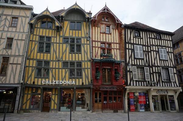 Troyes - stredoveký skanzen, ktorý mohol nahradiť Paríž - Hroch.sk