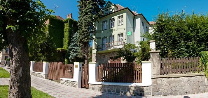 hotel-green-house