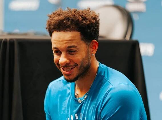 Charlotte natives Seth Curry and Grant Williams are bridging the gaps for the Hornets new era - CLTure