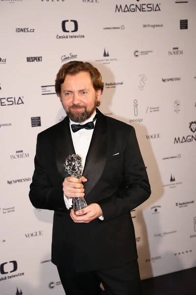 FOTO: Herec Petr Lněnička získal Českého lva. – stránka 14