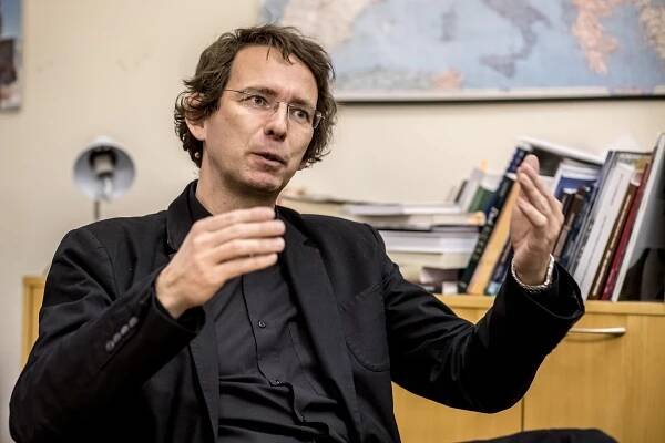 Petr Drulák: Regulace kapitalismu je naprosto základní otázka