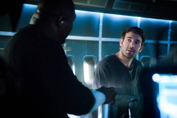 Zoo - Welcome to Terra Dome - Z filmu - James Wolk